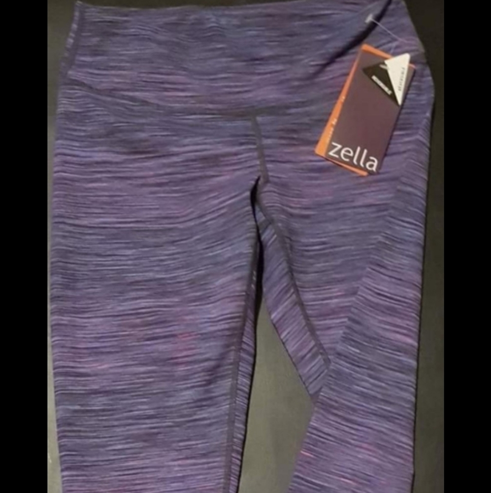 Fitted pants or leggings new